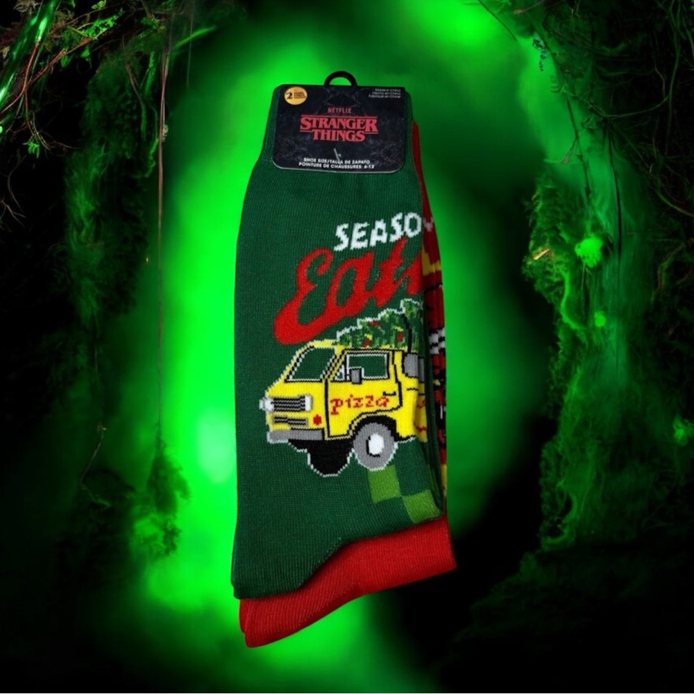 STRANGER THINGS Christmas Socks NWT 2 Pairs Hawkins Hellfire Gift